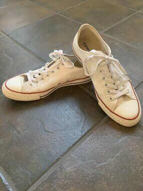 CONVERSE ALL STARS white sneakers